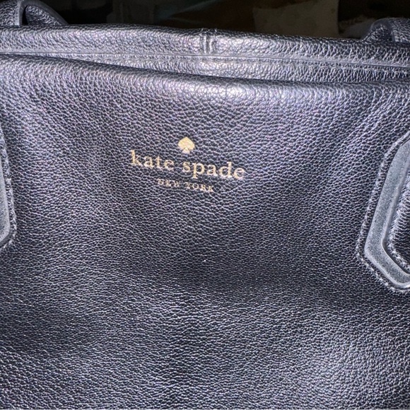 Kate Spade Tassel Tote. - Picture 3 of 5